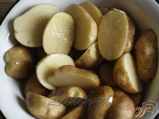 Фото приготовление рецепта: Свинина в чесночном маринаде с картофелем в духовке шаг №1
