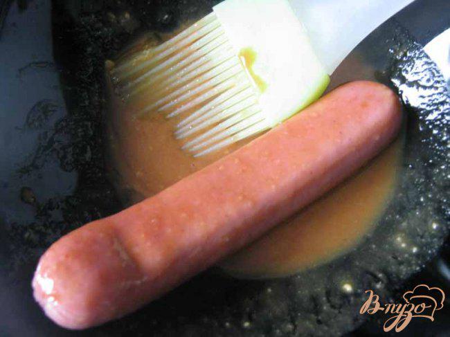 Фото приготовление рецепта: Хот-дог в картошке шаг №6