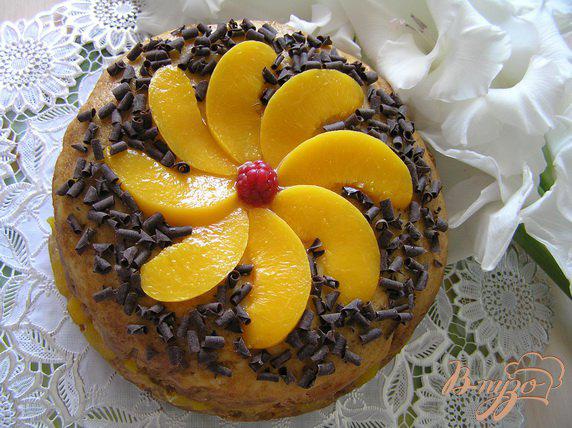 Фото приготовление рецепта: Греческий торт с персиками шаг №7