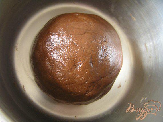 Фото приготовление рецепта: Торт со сливочно-цитрусовым суфле и черной смородиной шаг №3