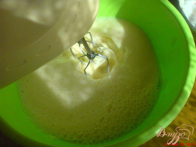 Фото приготовление рецепта: Цитрусовое молочное мороженое шаг №4