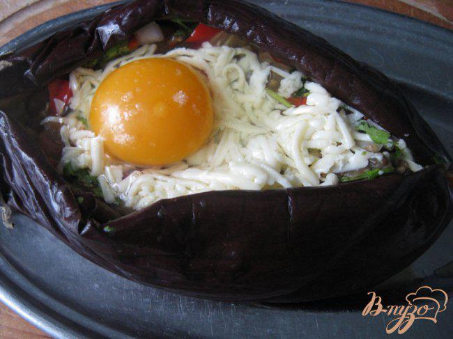 Фото приготовление рецепта: «Аджапсандал» в баклажане с яйцом. шаг №10