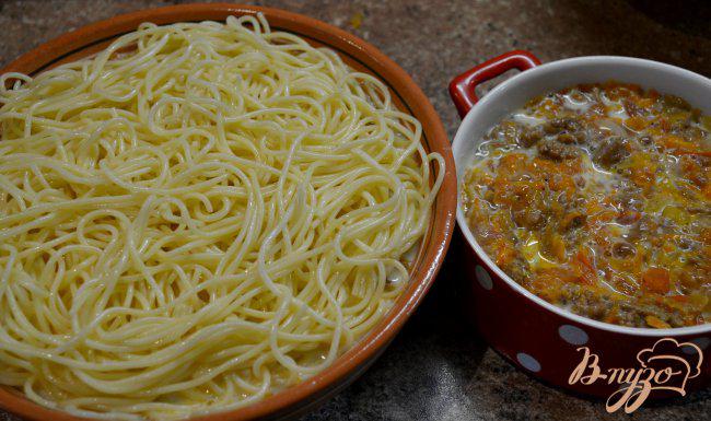 Фото приготовление рецепта: Запеканка из спагетти. шаг №6