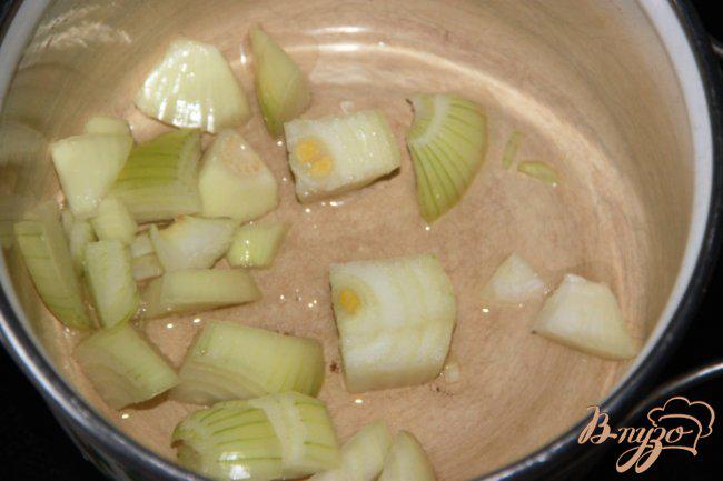 Фото приготовление рецепта: Крем-суп из картофеля и брокколи с сёмгой шаг №1