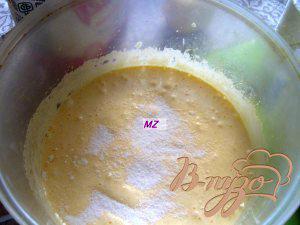 Фото приготовление рецепта: Орехово-лимонный кекс шаг №3