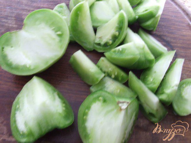 Фото приготовление рецепта: Салат из зеленых помидоров шаг №1