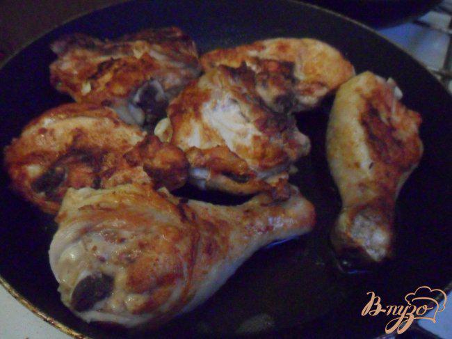 Фото приготовление рецепта: Курица в томате с мексиканским рисом шаг №1