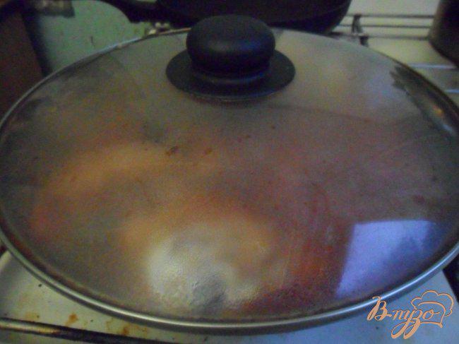 Фото приготовление рецепта: Курица в томате с мексиканским рисом шаг №4