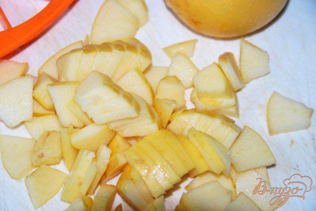 Фото приготовление рецепта: Омлет с яблоками - Апфельтатш шаг №1