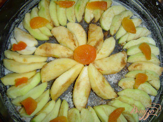 Фото приготовление рецепта: Пирог яблочный «Цветочная поляна» шаг №1