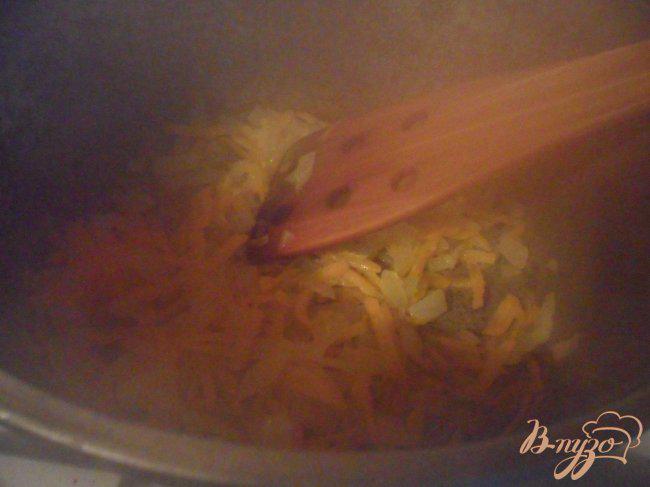 Фото приготовление рецепта: Куриные ёжики в сливочном соусе шаг №5