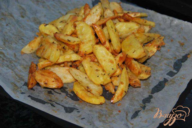 Фото приготовление рецепта: Картошка «Potatoes» шаг №4