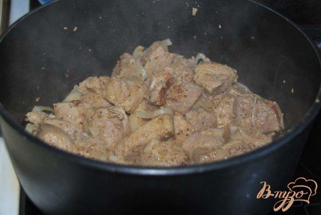 Фото приготовление рецепта: Оджахури или свинина по-домашнему шаг №4