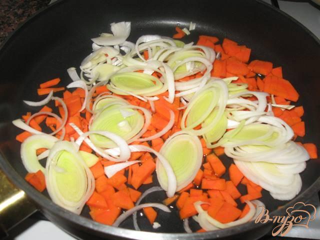 Фото приготовление рецепта: Запеканка из семги с овощами «Именинная» шаг №2