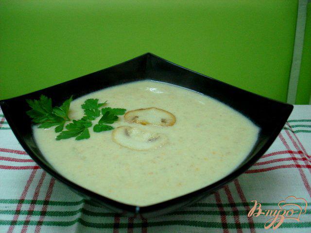 Фото приготовление рецепта: Грибной суп пюре шаг №6