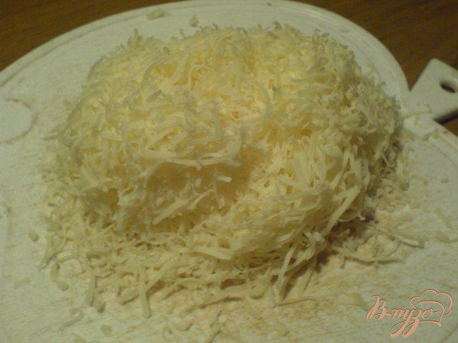 Фото приготовление рецепта: Пирог с сыром и петрушкой шаг №3