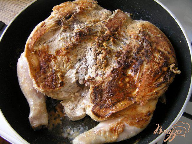 Фото приготовление рецепта: Цыпленок тапака шаг №6