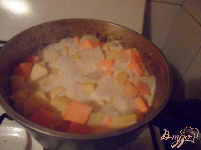 Фото приготовление рецепта: Осеннее овощное рагу с фрикадельками шаг №6