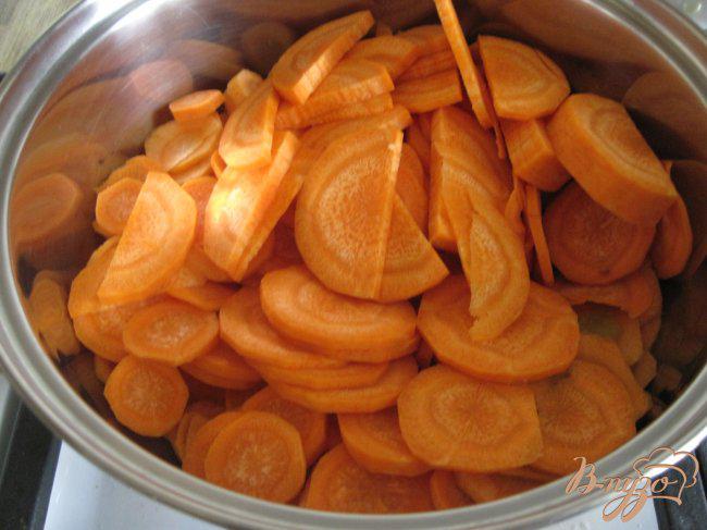 Фото приготовление рецепта: Морковный мармелад шаг №1