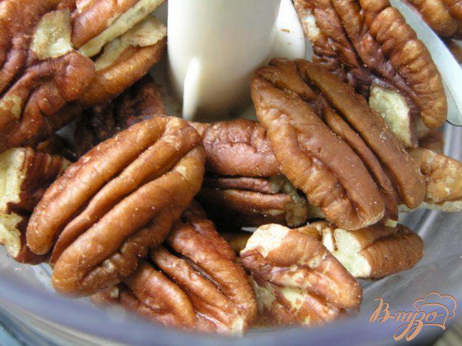 Фото приготовление рецепта: Орешки в карамели или домашний грильяж шаг №1