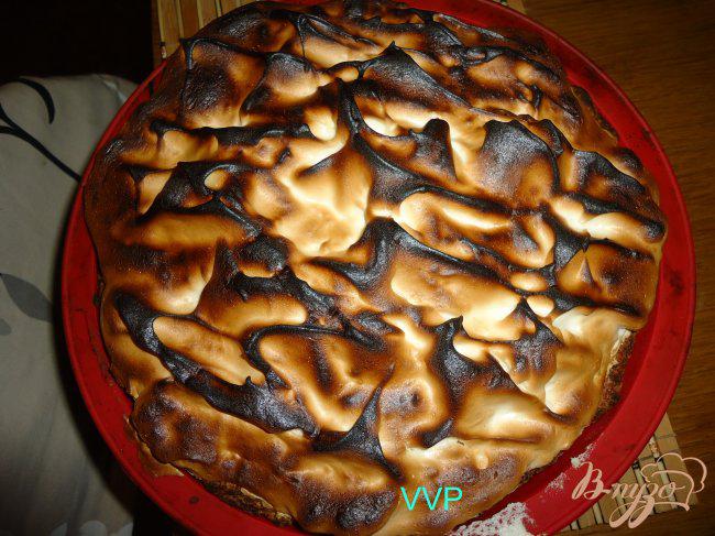 Фото приготовление рецепта: Яблочно-миндальный пирог шаг №5