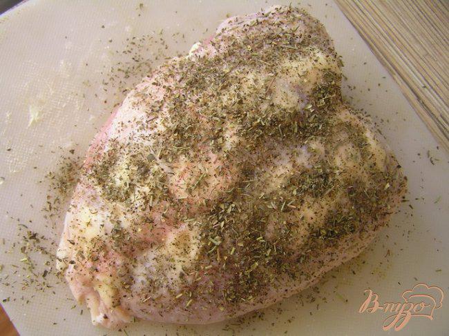 Фото приготовление рецепта: Куриная грудка с айвой и прованскими травами шаг №1