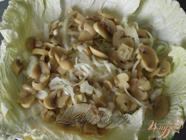 Фото приготовление рецепта: Красивый вкусный салат «Гнездо» шаг №2