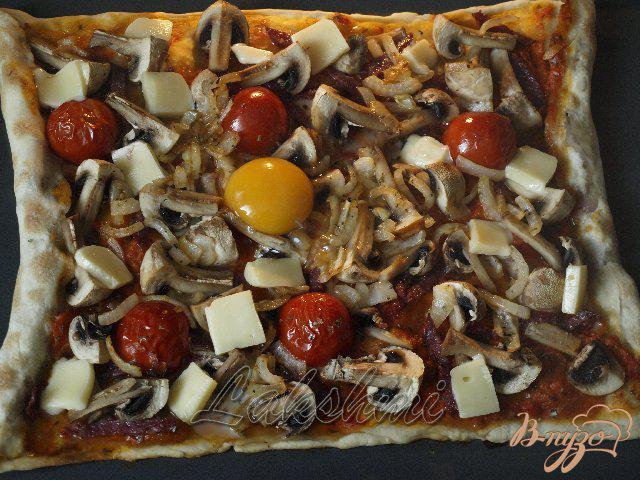 Фото приготовление рецепта: Пицца «Мама Браво» шаг №6