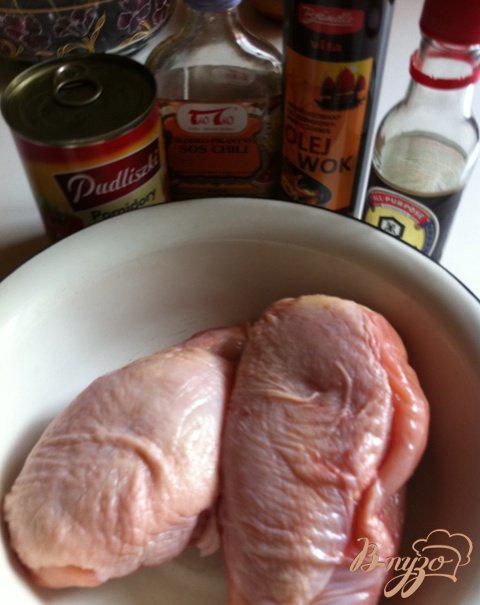 Фото приготовление рецепта: Куриное филе с тайским соусом и рисом шаг №1