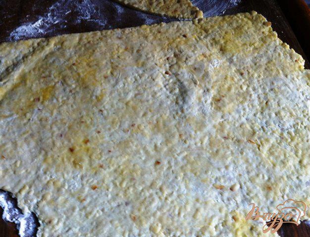 Фото приготовление рецепта: Сырное печенье шаг №5