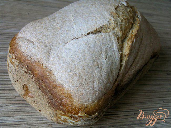 Фото приготовление рецепта: Хлеб из пшеничной и ржаной муки шаг №4