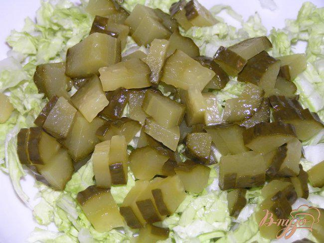 Фото приготовление рецепта: Салат с яблоком и грецкими орехами шаг №1