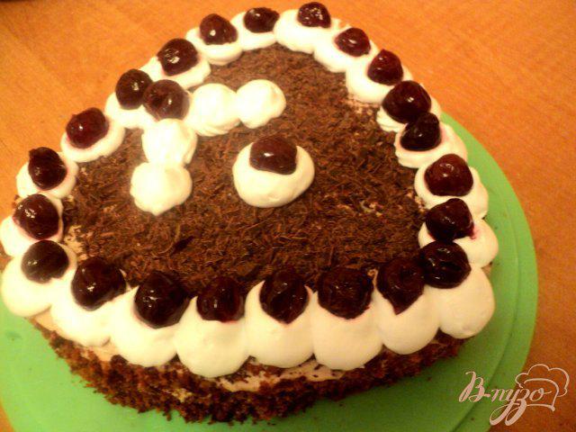 Фото приготовление рецепта: Торт «Вишня в шоколаде» шаг №9