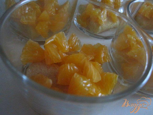 Фото приготовление рецепта: Десерт с мандаринами шаг №5