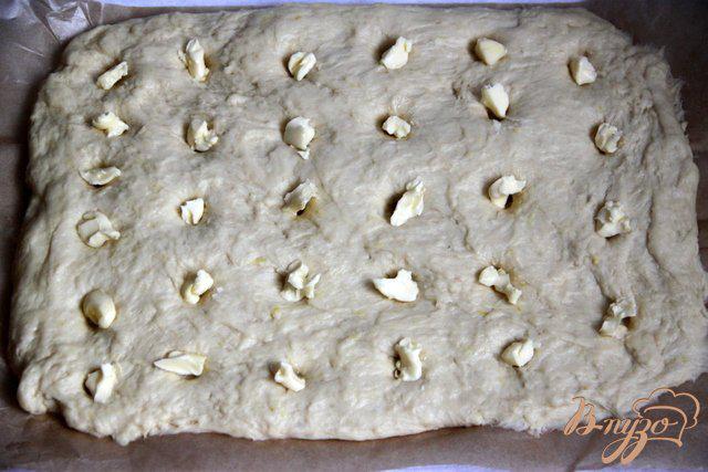Фото приготовление рецепта: Butterkuchen  -  масляный пирог шаг №8