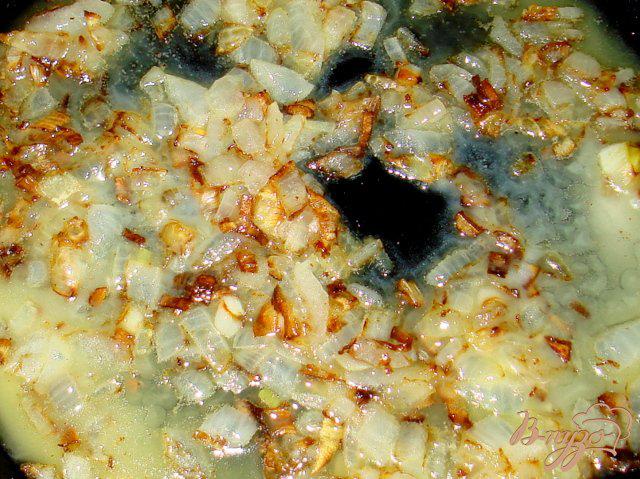 Фото приготовление рецепта: Картофель фаршированный грибами шаг №5