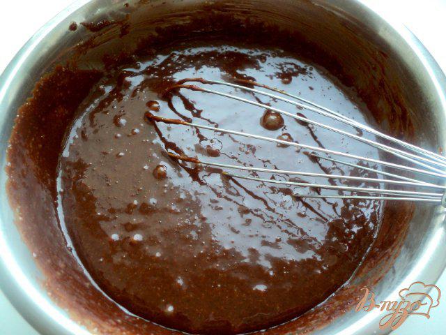 Фото приготовление рецепта: Брауни с сырно-черничной прослойкой шаг №3