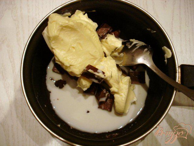Фото приготовление рецепта: Вафельный тортик с шоколадным кремом шаг №1