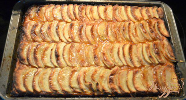 Фото приготовление рецепта: Яблочная пицца шаг №6