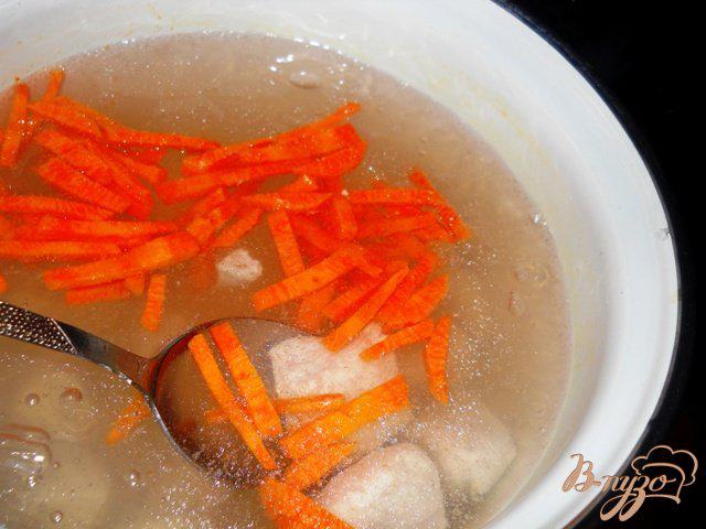 Фото приготовление рецепта: Картофельный суп со шпинатом шаг №1