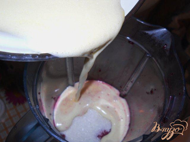 Фото приготовление рецепта: Смородиновое мороженое шаг №6