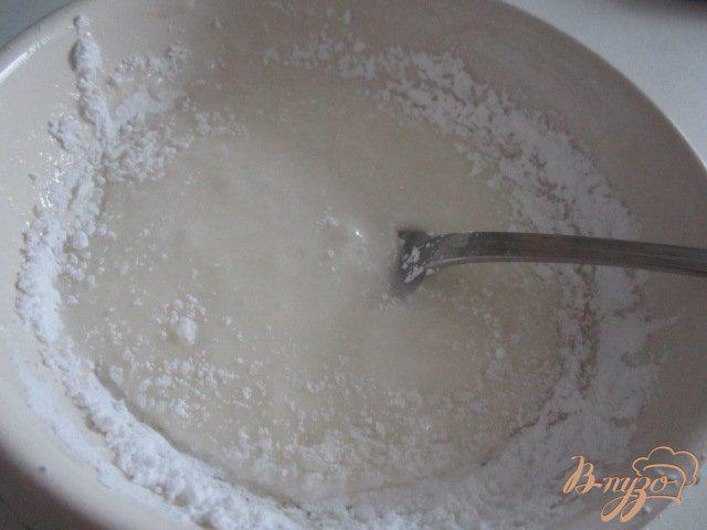 Фото приготовление рецепта: Яблочно-марципановые кексики шаг №9