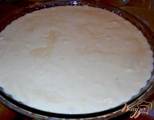 Фото приготовление рецепта: Яблочный пирог с ореховой пропиткой шаг №5