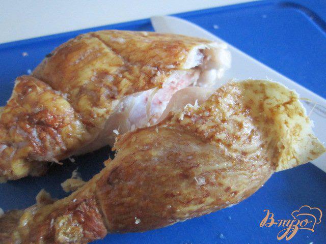 Фото приготовление рецепта: Мини-киш с копченой курятиной шаг №2