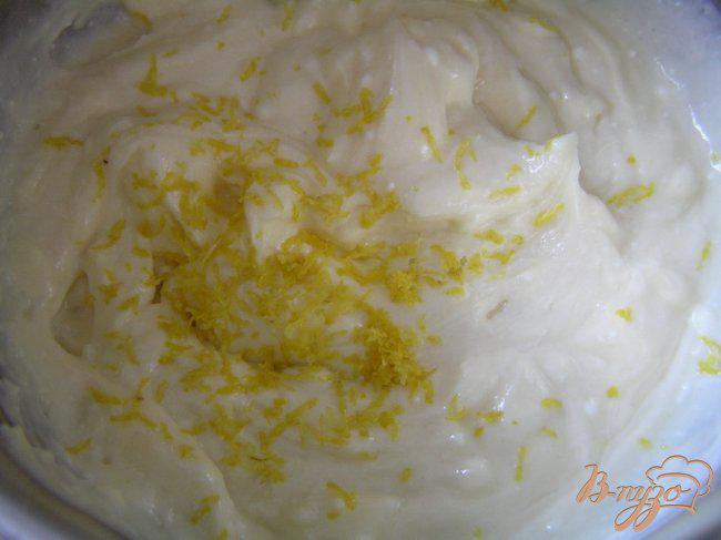 Фото приготовление рецепта: Творожно-ванильный пирог со сливами шаг №1