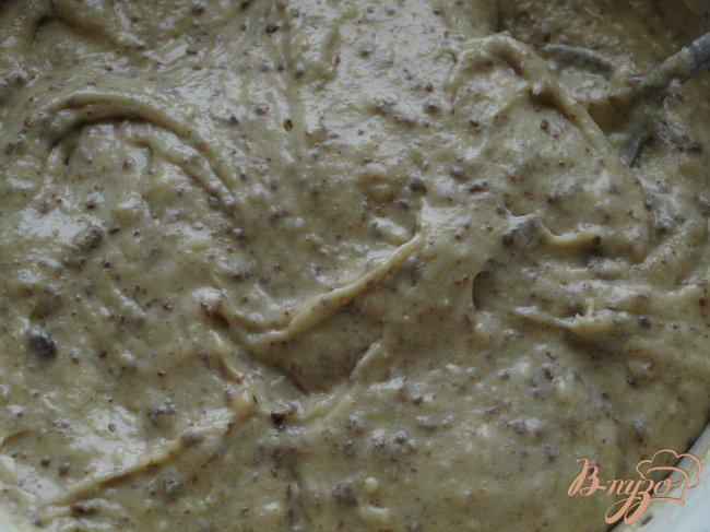 Фото приготовление рецепта: Вишнёвый пирог с шоколадом шаг №2