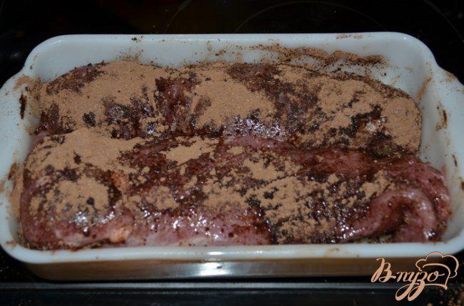 Фото приготовление рецепта: Свиное филе с шоколадным соусом шаг №2