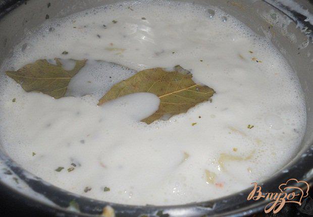 Фото приготовление рецепта: Сырный суп шаг №4