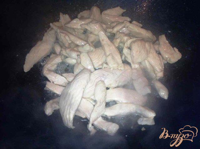 Фото приготовление рецепта: Куриное филе по китайски. шаг №2