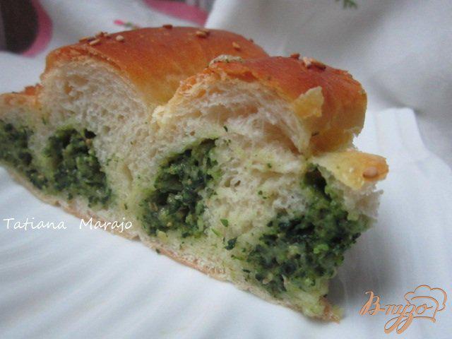 Фото приготовление рецепта: Пирог со шпинатом и сыром шаг №10